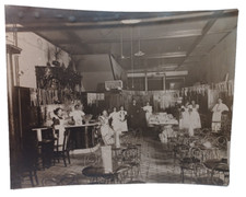Foto original da década de 1880 dentro do restaurante bar bengalas de doces, servidores, mesas RRP 869 comprar usado  Enviando para Brazil