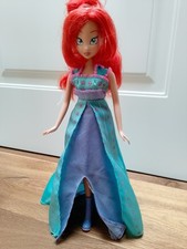 Bambola winx bloom usato  Cerignola