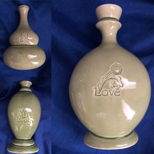 Set vases live for sale  Broadview Heights