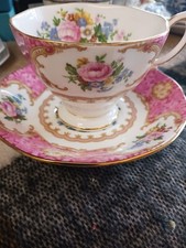 Tasse tasse porcelaine d'occasion  Cambrai