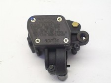 Front brake master d'occasion  Expédié en Belgium
