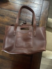 Bolsa tote de couro urbana Saddleback — castanha | Nova em folha, grão integral, serve para laptop de 16” comprar usado Bolsa tote de couro urbana Saddleback — castanha | Nova em folha, grão integral, serve para laptop de 16” comprar usado  Enviando para Brazil