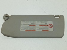 Aletta parasole destra usato Aletta parasole destra usato  Italia