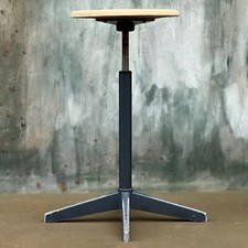 Industrial vintage stool usato  Torino