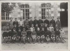 Photo ecole garçon d'occasion  Lurcy-Lévis