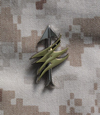 Distintivo spilla simbolo usato  Spedire a Italy