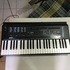Tastiera vintage solton usato  Piedimonte Etneo