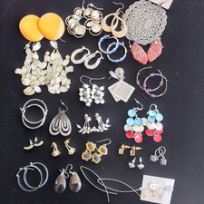 Lot pairs earrings for sale  Orland Park
