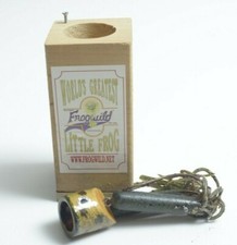 Isca de pesca 2001 Frog Wild Little Frog Frog vintage robalo, usado comprar usado  Enviando para Brazil