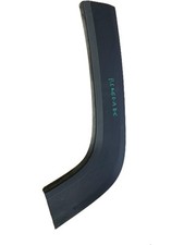 Modanatura parafango post usato Modanatura parafango post usato  Italia