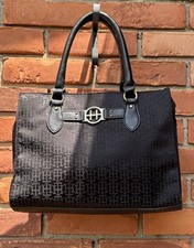 Bolsa de mão feminina Tommy Hilfiger preta estampa TH ferragem dourada #77806, usado comprar usado  Enviando para Brazil