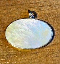 Ciondolo madreperla argento usato Ciondolo madreperla argento usato  Roma