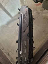 Comandi stereo autoradio usato  Sturno