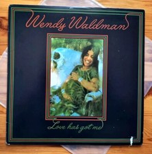 WENDY WALDMAN  / LOVE HAS GOT ME / Warner Brothers BS2735 / 1973 VINYL DEBUT LP comprar usado WENDY WALDMAN  / LOVE HAS GOT ME / Warner Brothers BS2735 / 1973 VINYL DEBUT LP comprar usado  Enviando para Brazil