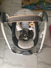 Ingenuity altalena portatile usato  Vigevano