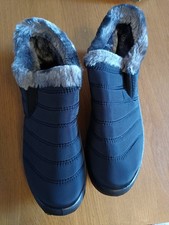 Blue snow shoes for sale  SANDHURST