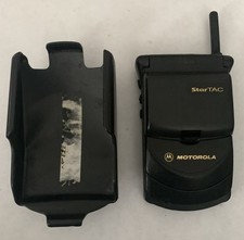 Celular flip antigo MOTOROLA StarTAC.  NÃO TESTADO.  Sem cabo de alimentação comprar usado  Enviando para Brazil