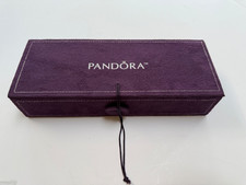 Pandora suede jewelry d'occasion  Expédié en Belgium
