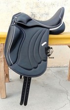 Selle dressage cuir d'occasion  Expédié en France