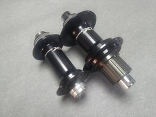 Coppia mozzi shimano usato  Bagnolo di Po