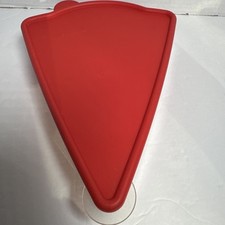 TUPPERWARE torta guardiã pizza queijo bolo forma cunha tampa superior vermelha transparente 4106A-2 comprar usado TUPPERWARE torta guardiã pizza queijo bolo forma cunha tampa superior vermelha transparente 4106A-2 comprar usado  Enviando para Brazil