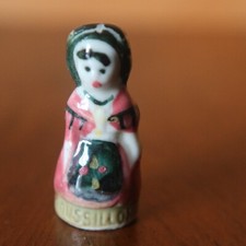 Ancienne feve costume d'occasion  France