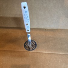 Antigo Espremedor de Batata Flor de Milho Azul Metal Plástico Cabo Decorativo Aço Inoxidável EUA comprar usado  Enviando para Brazil