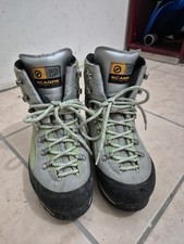 Scarpa scarponi donna usato  Teramo