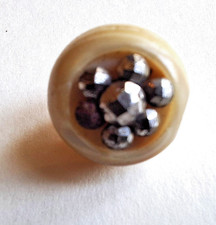 Antique button 10mm d'occasion  Expédié en Belgium
