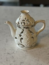 Partylite holly teapot for sale  Cranbury