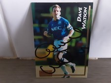 Cartão comercial de futebol americano EVERTON - DAVE WATSON assinado à mão Merlin Ultimate 96 comprar usado Cartão comercial de futebol americano EVERTON - DAVE WATSON assinado à mão Merlin Ultimate 96 comprar usado  Enviando para Brazil