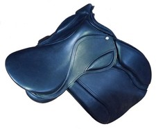 Selle cheval cuir d'occasion  Expédié en France