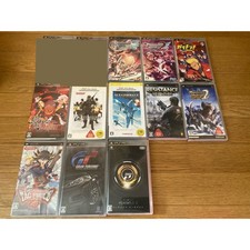 Lote de 11 títulos de jogos PSP Phantasy Star Metal Gear Yugioh Monster Hunter GT DJMAX comprar usado  Enviando para Brazil