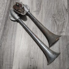 Vintage dual trumpet d'occasion  Expédié en Belgium