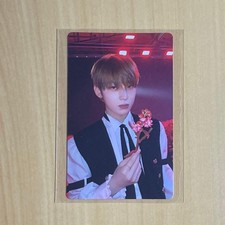 Carta collezionabile enhypen usato Carta collezionabile enhypen usato  Spedire a Italy