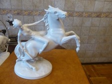 STARY. PORCELANA XX STARA NIEMIECKA KOBIETA Z MIECZEM. na sprzedaż  PL