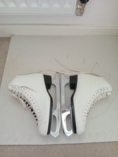 Roma women ice for sale  MILTON KEYNES