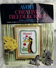 1973 Vintage Friends Crewel Kit de Bordado Avon Creative Needlecraft 10"x14", usado comprar usado  Enviando para Brazil