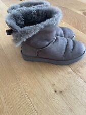 Ugg scarpe stivali usato  Cerignola