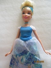 Poupee disney cendrillon d'occasion  Bailleul