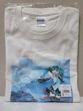 Shirt printemps hatsune d'occasion Shirt printemps hatsune d'occasion  Expédié en France