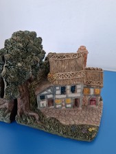 Miniature cottage figurine for sale Miniature cottage figurine for sale  BRISTOL