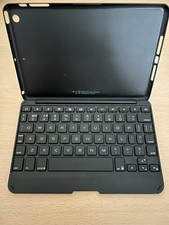 Zagg folio backlit for sale  HORSHAM