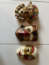 Anciens masques suspendre d'occasion  Bouc-Bel-Air