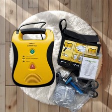 Lifeline aed halbautomat gebraucht kaufen  Dresden