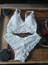 Beautiful lingerie set for sale  HORLEY