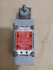 Microinterruptor 51ML10-E1 INTERRUPTOR DE LIMITE DE PRECISÃO 20A 120VAC-480V, usado comprar usado  Enviando para Brazil
