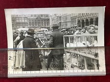 BRUSSELS BELGIUM BIRD MARKET Domingos 1937 GAIOLAS VIVAS ORIGINAIS VINTAGE PESSOAS EU comprar usado  Enviando para Brazil