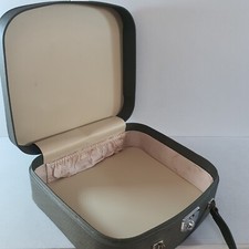Revelation vintage vanity for sale  STAFFORD