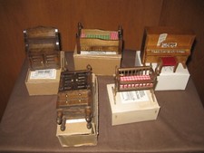 Lote Vintage Concord Miniatura Móveis para Casa de Bonecas Cabana de Piano Cama de Rodízio Berço, usado comprar usado  Enviando para Brazil